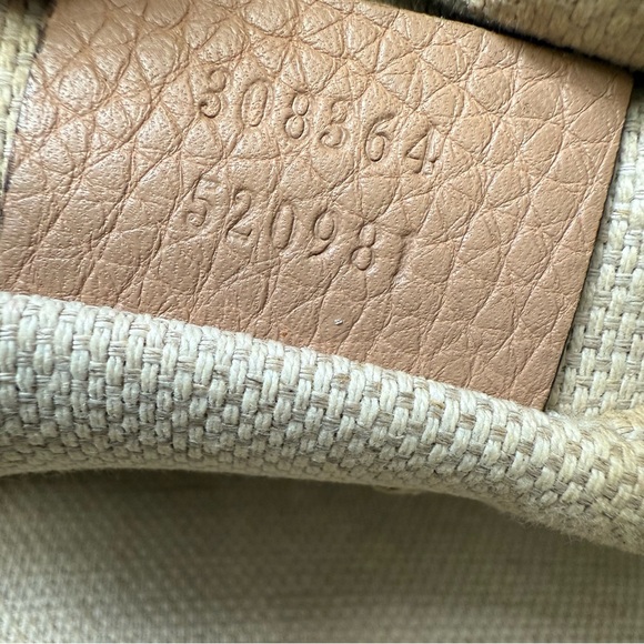 GUCCI Pebbled Calfskin Small Soho Disco Bag - Picture 11 of 16